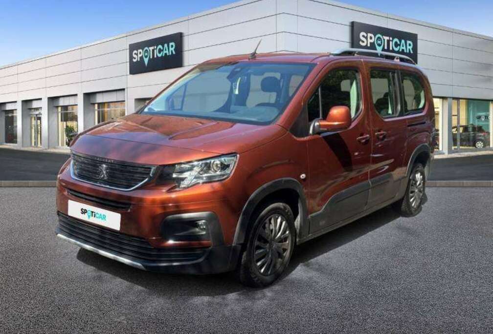 Peugeot 1 1.2 PureTech 110 S/S Long 7pl Allure
