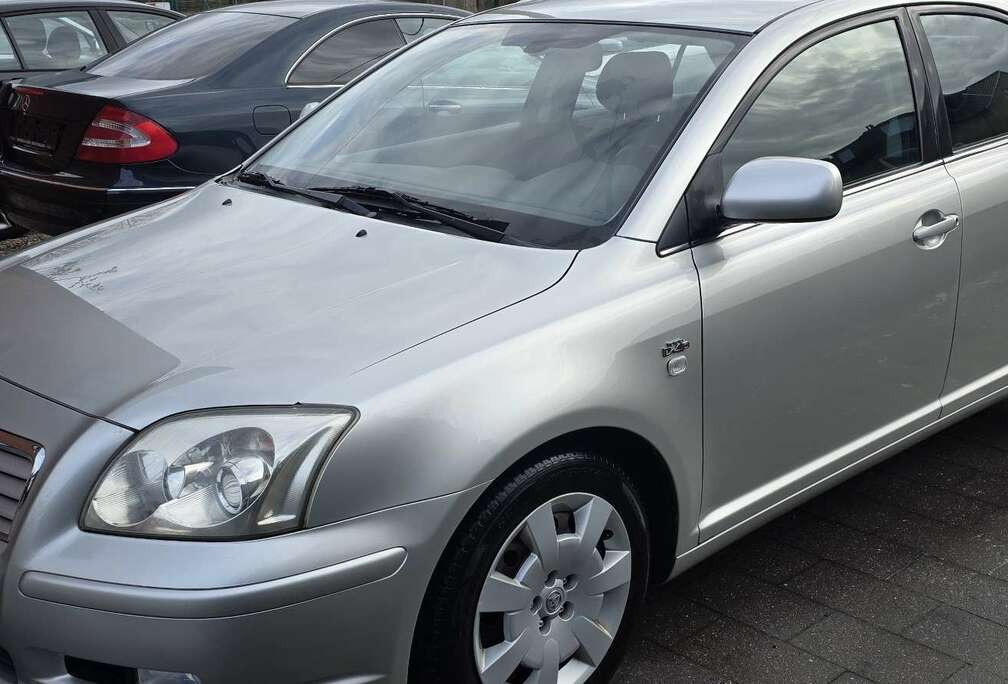 Toyota 2.0 D-4D Combi Sol