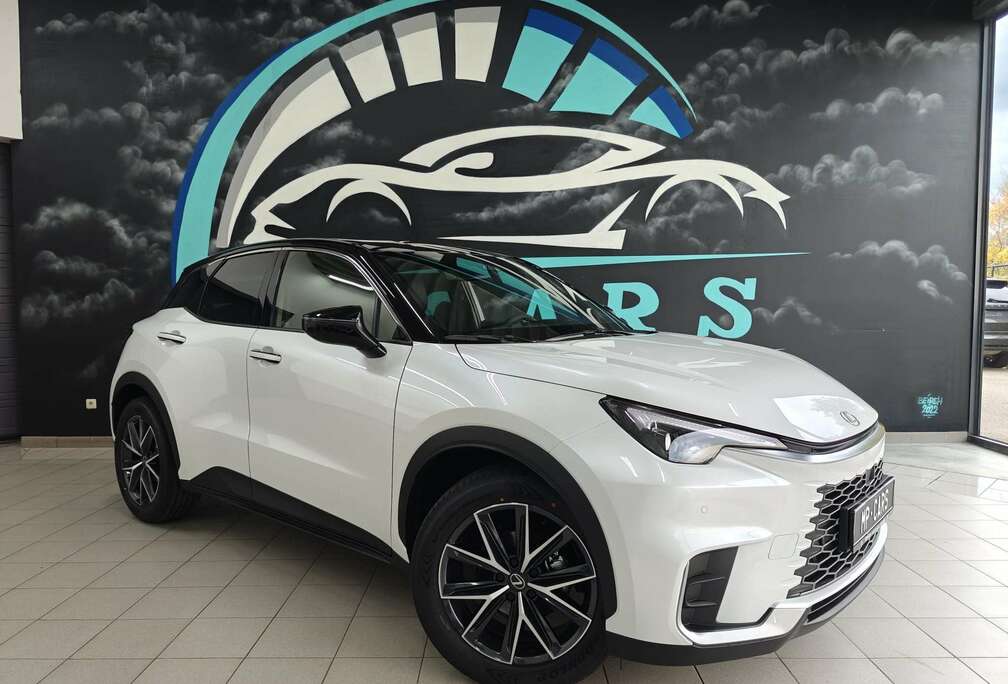 Lexus LBX FWD emotion + executive pack