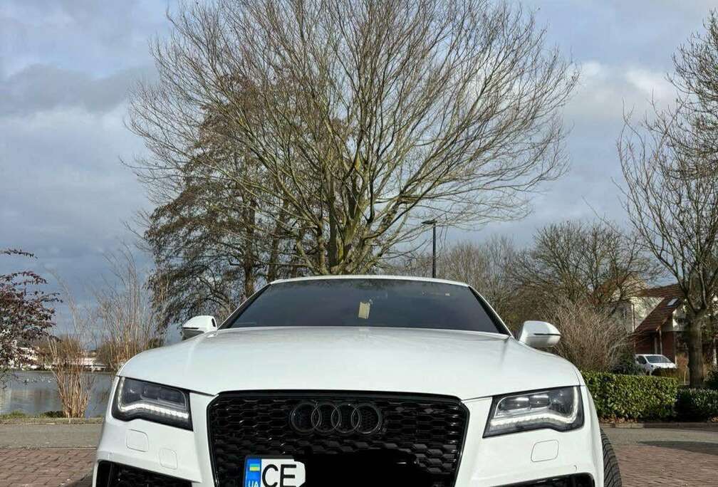 Audi 3.0 TFSI quattro S tronic