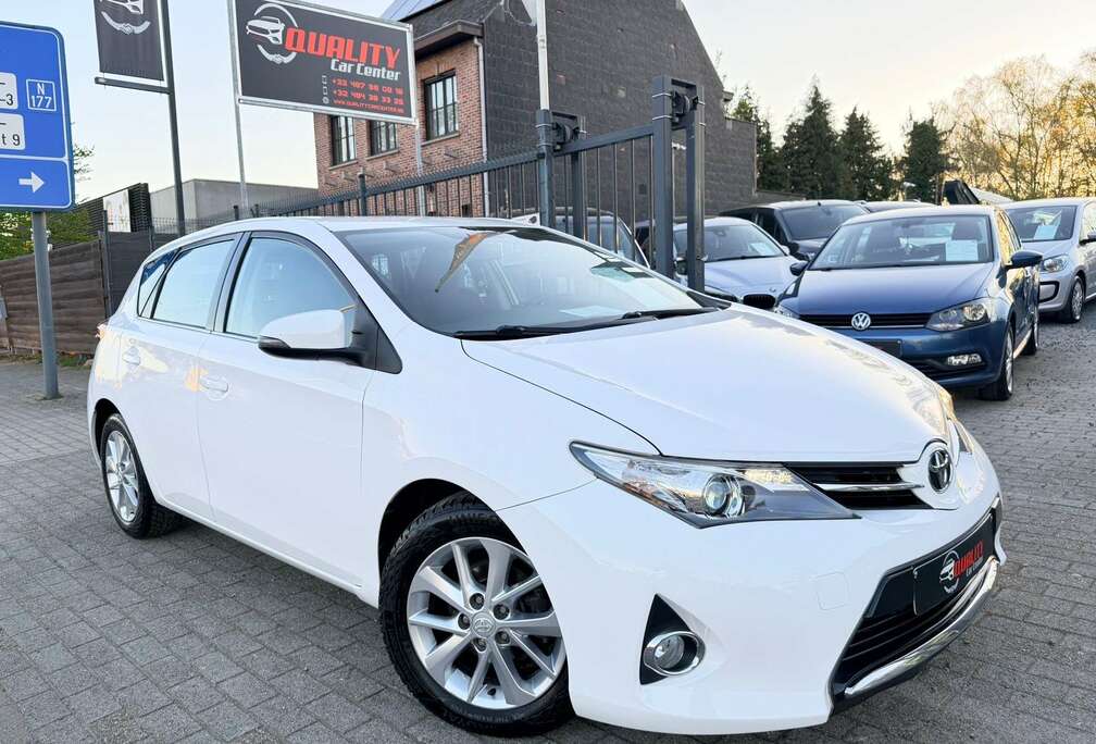 Toyota 1.4 D-4D Comfort  automaat