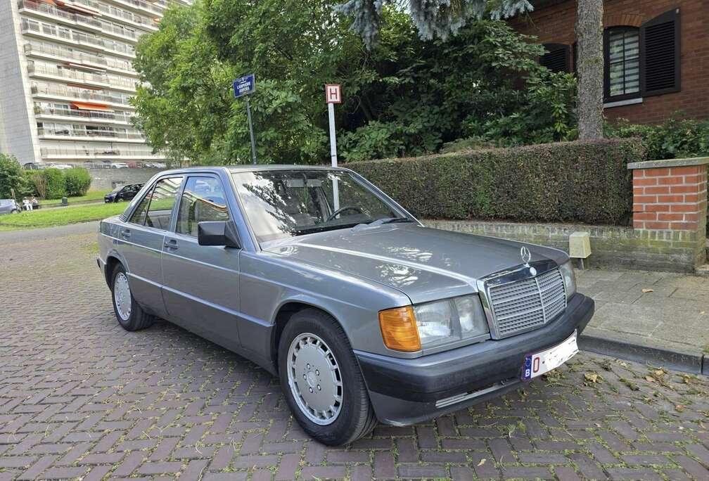 Mercedes-Benz E 2.3 A