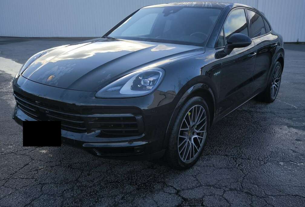 Porsche 3.0i V6 E-Hydride Tiptronic S 2021