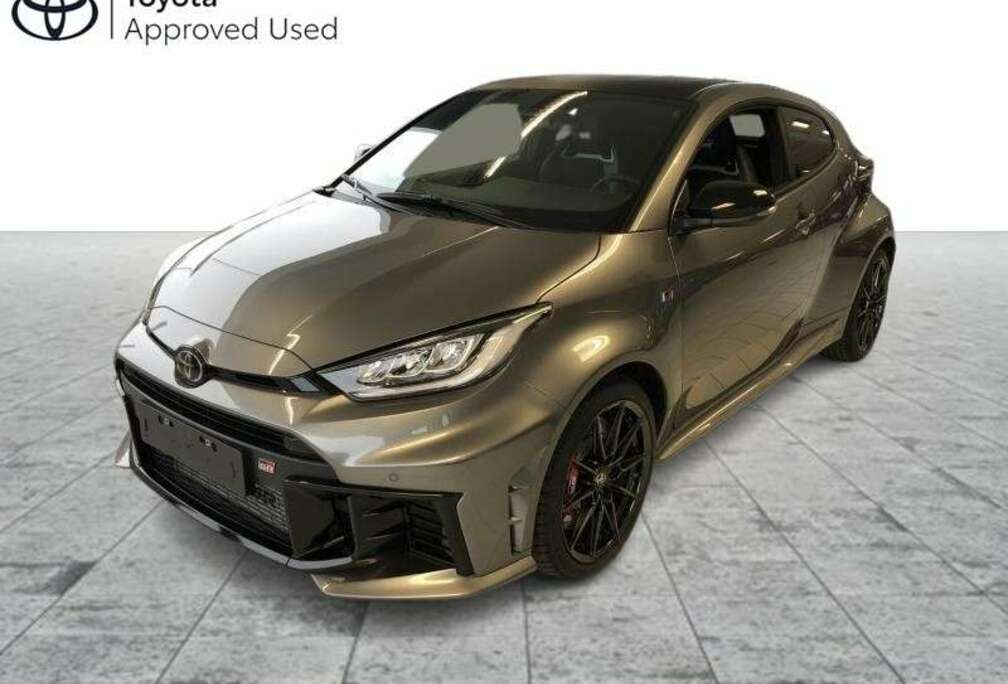 Toyota GEN 2 - AT - Premium Pack + Forged wheels