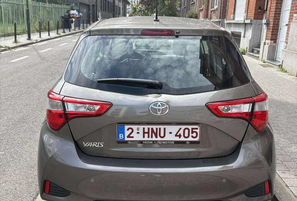 Toyota 1.0i VVT-i Active