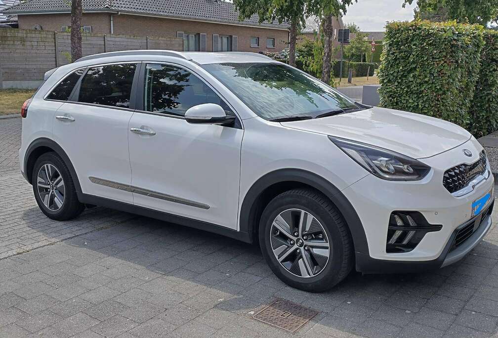 Kia Niro PHEV 1.6 GDi Sense DCT