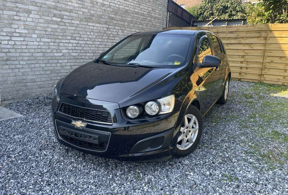 Chevrolet hatchback 1.4i LT+