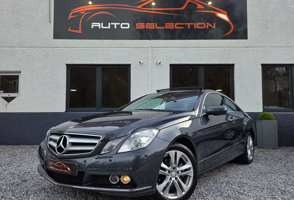 Mercedes-Benz CGI COUPE - TOIT PANO - SIEGES ELEC - CLIMATRONIC