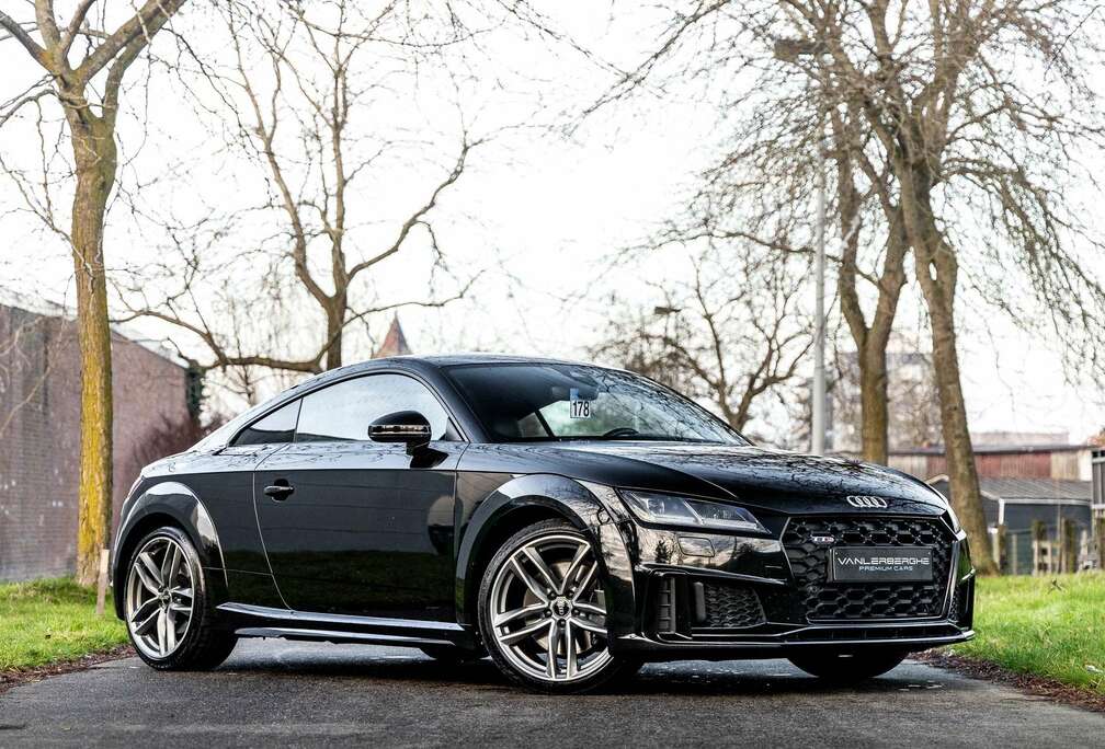 Audi Coupe quattro S tronic * RS Seats * Camera * B&O