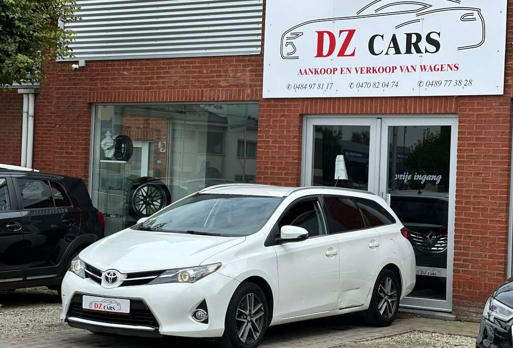 Toyota 1.6I 132PK HANDELAARS-EXPORT PRIJS