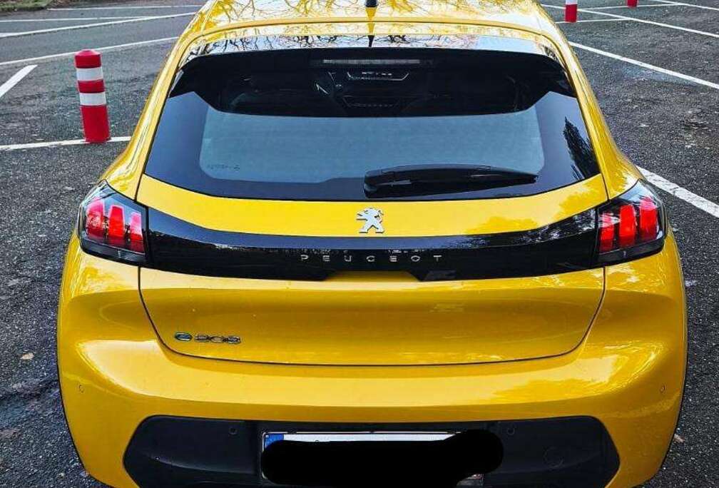 Peugeot 208 Elektromotor 136 Active Pack