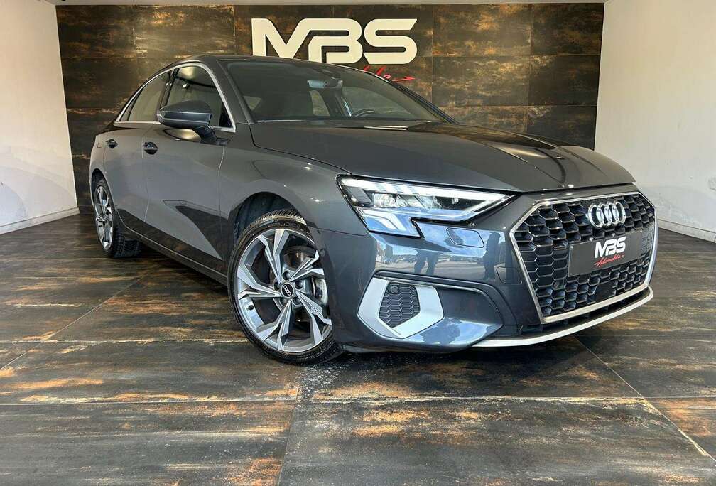 Audi *S-LINE *TVA *AUTO *FEUX LED *LED INT*COCKPIT*CUIR