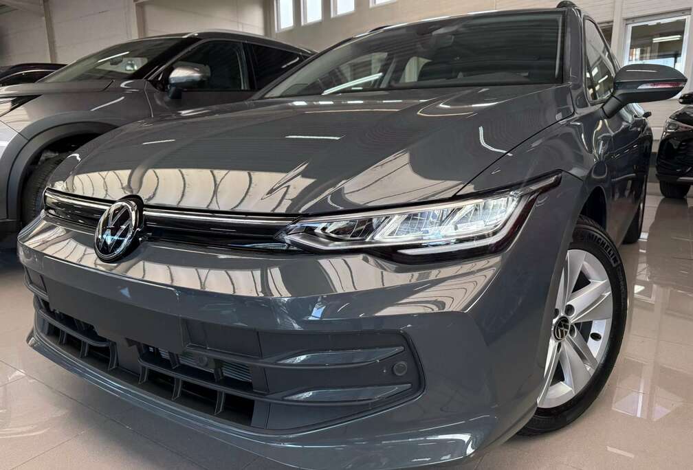 Volkswagen Variant eTSI DSG + PANO/HARMAN KARDON-NW: 44.130€