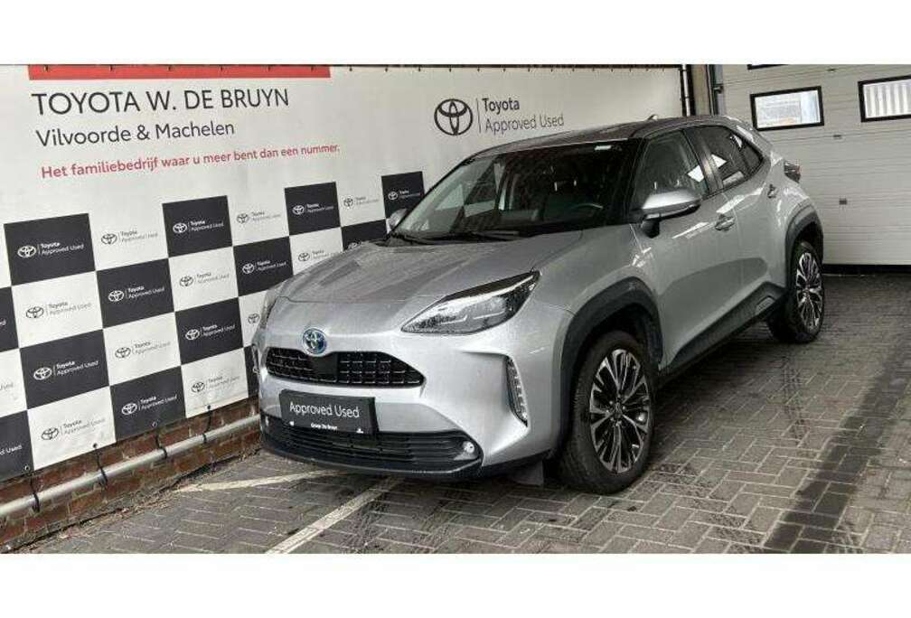Toyota Elegant