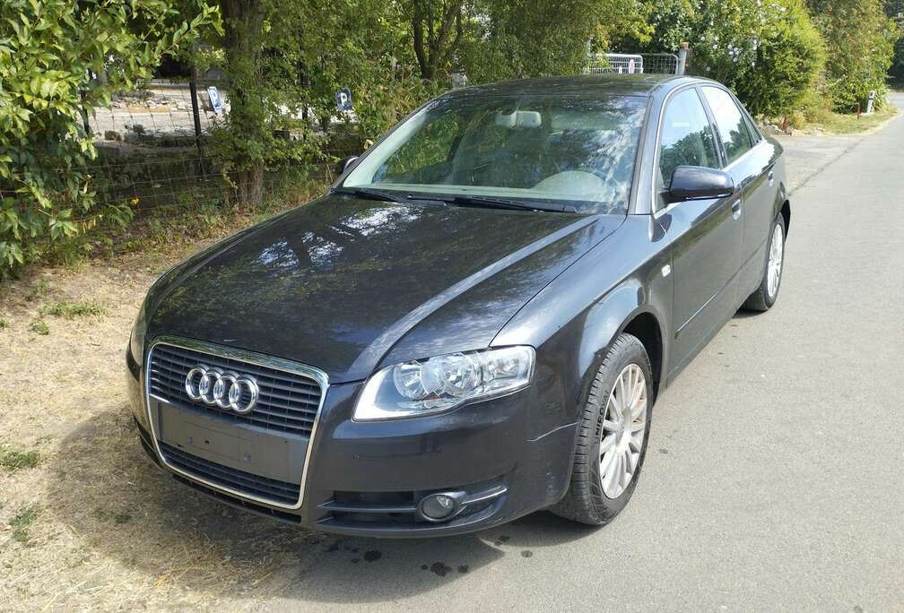 Audi 1.8 Turbo essence  99000km