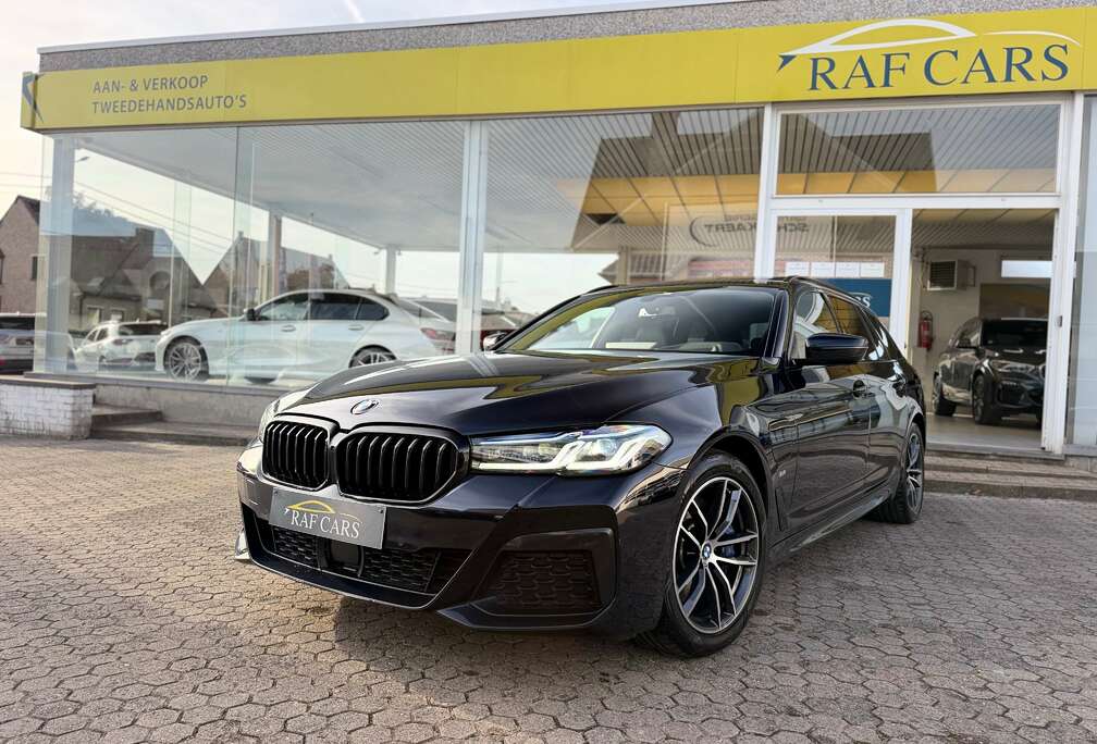 BMW Touring 530eAS PHEV M Sport - FULL OPTION - GARANTIE - CARPASS - LASER - SOFTCLOSE - PANO - MASSAGE - TOPSTAAT! -