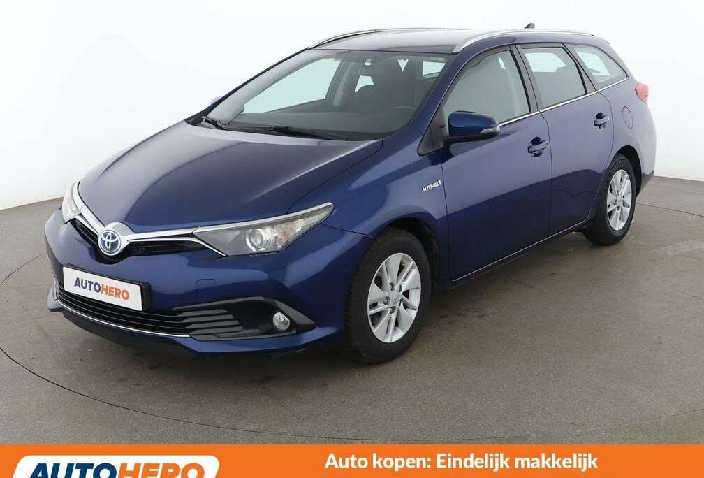 Toyota 1.8 Hybrid Cool