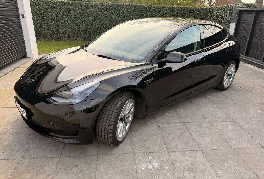 Tesla Model 3 55 kWh Standard Plus