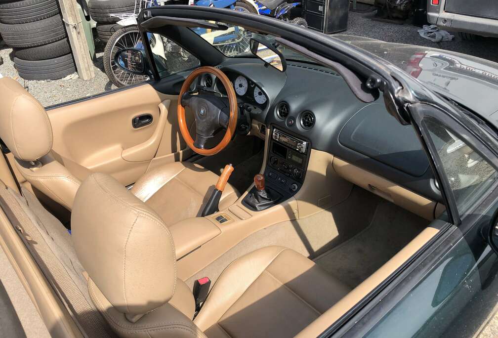 Mazda 1.6i 16v Tan Leather