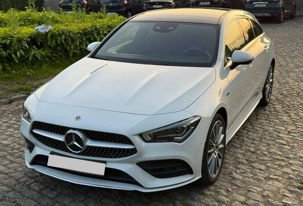 Mercedes-Benz CLA 250 e PHEV