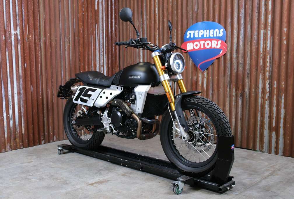 Flat track A2