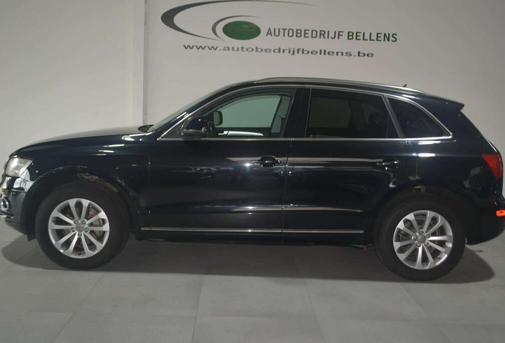 Audi Q5 2.0 TDi Quattro S tronic / LEDER / NAVI / SPORTZETELS