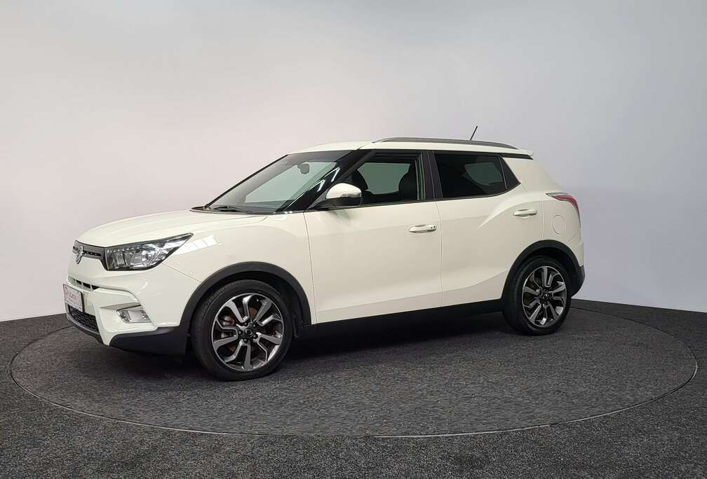 SsangYong e-XDi 2WD  Sapphire  Navi  Airco  CC  Leder