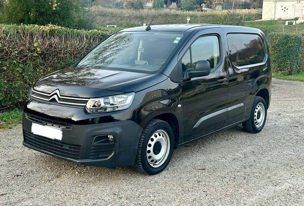 Citroen 89.000 km airco ..navigation..0494121235