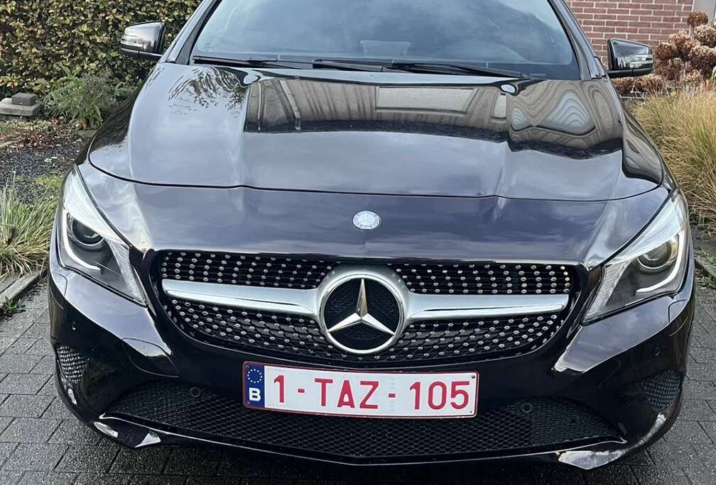 Mercedes-Benz (CDI) d AMG Line