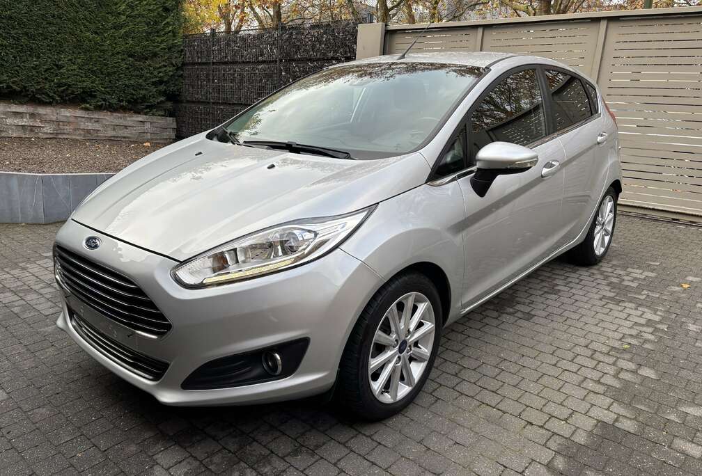 Ford 1.0i Titanium 44000 KM, PRTE  IMMATRICULER