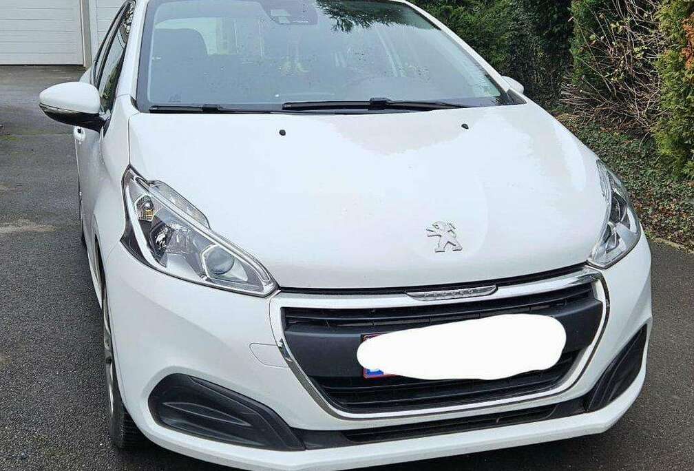 Peugeot 208 1.2i PureTech Style