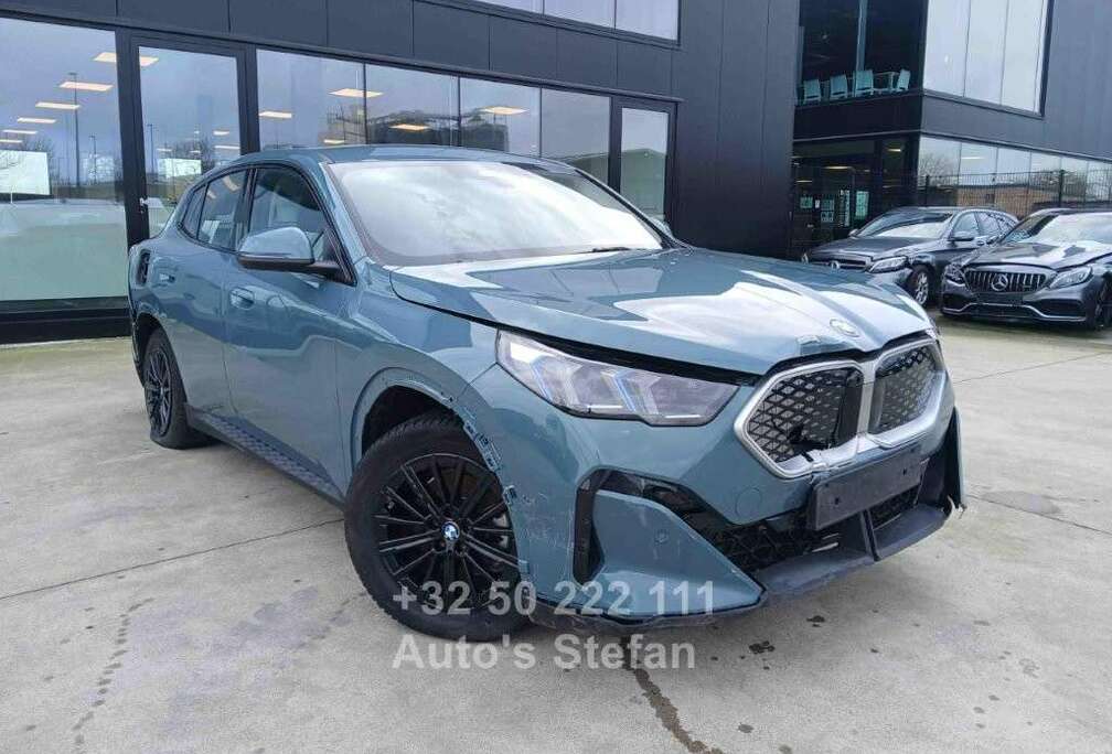 BMW iX2 66.5 kWh eDrive20