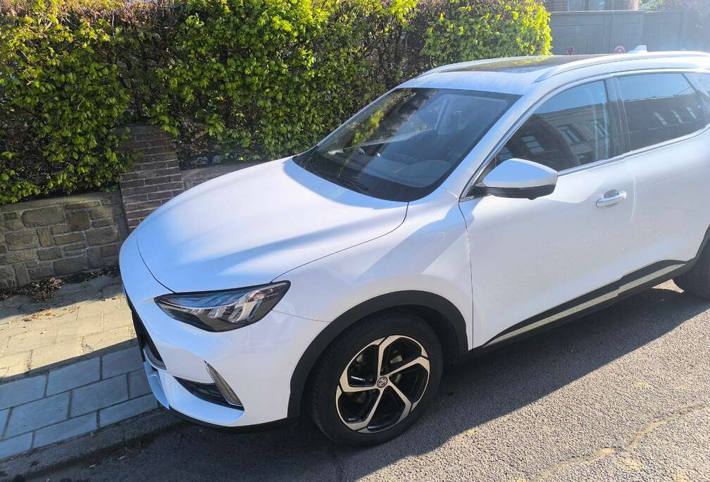 MG 1.5 T-GDi Luxury DCT