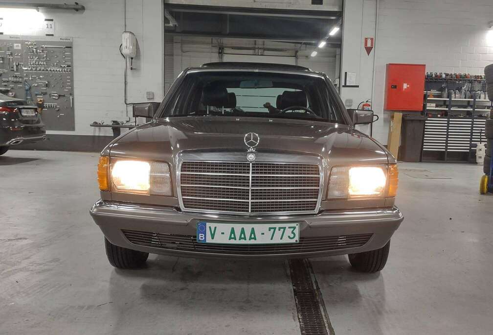 Mercedes-Benz SEL