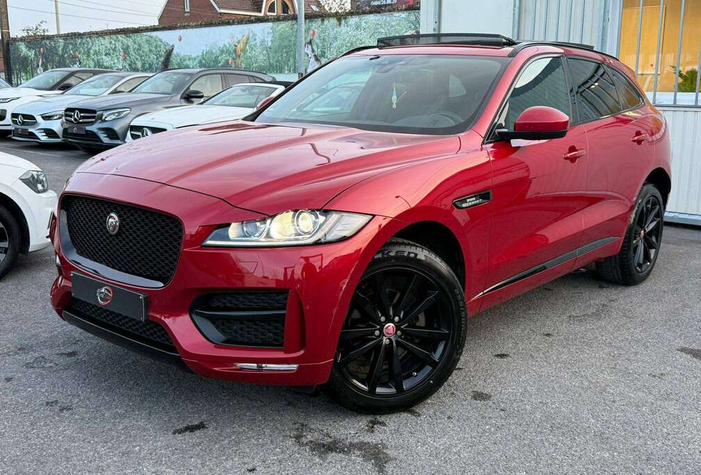 Jaguar F-Pace 2.0 D AWD / R-SPORT / FULL / PANO / CAMERA / CARPLAY / MERIDIAN