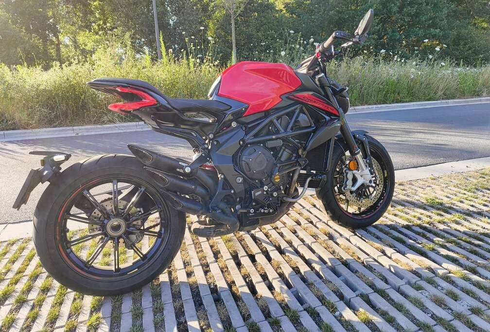 Uitlaat upgrade , CNC-motorbeschermers