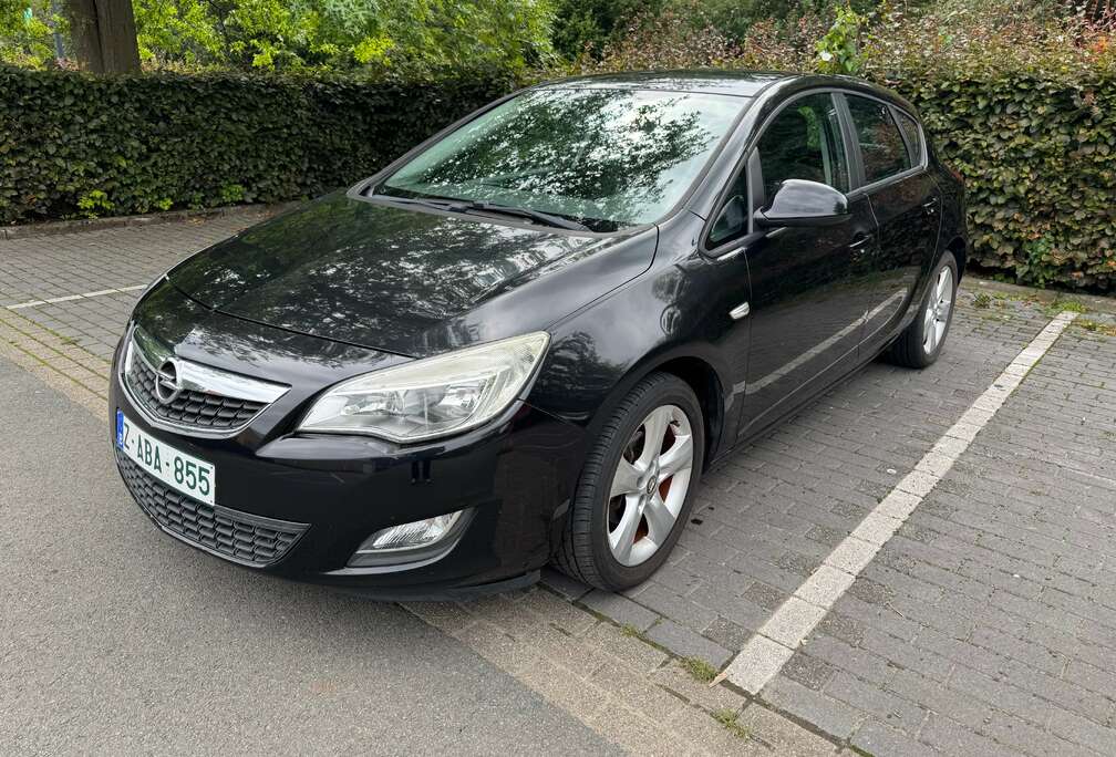 Opel Astra 1.4i