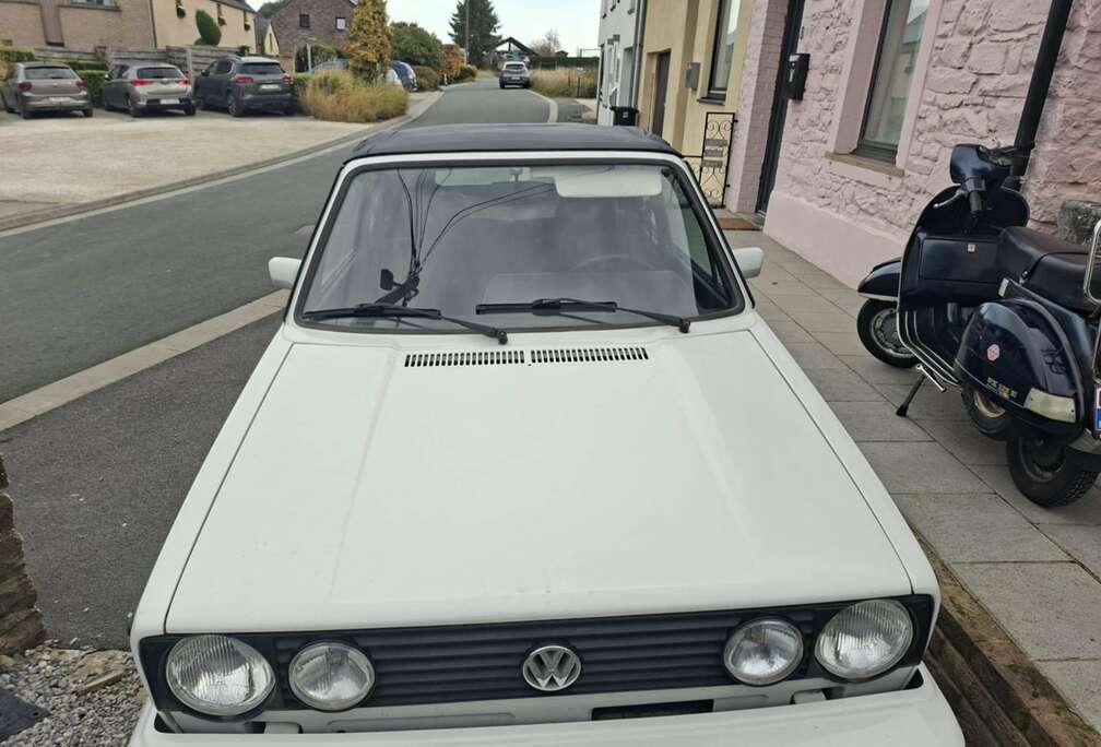 Volkswagen Golf 1