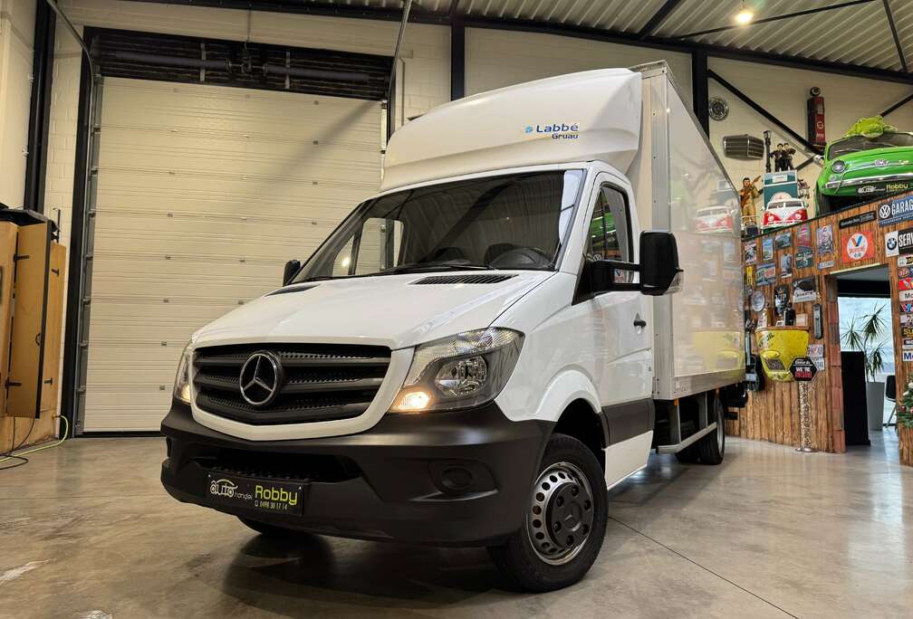 Mercedes-Benz 514 CDI lichtevracht - 80.000 km - laadlift -