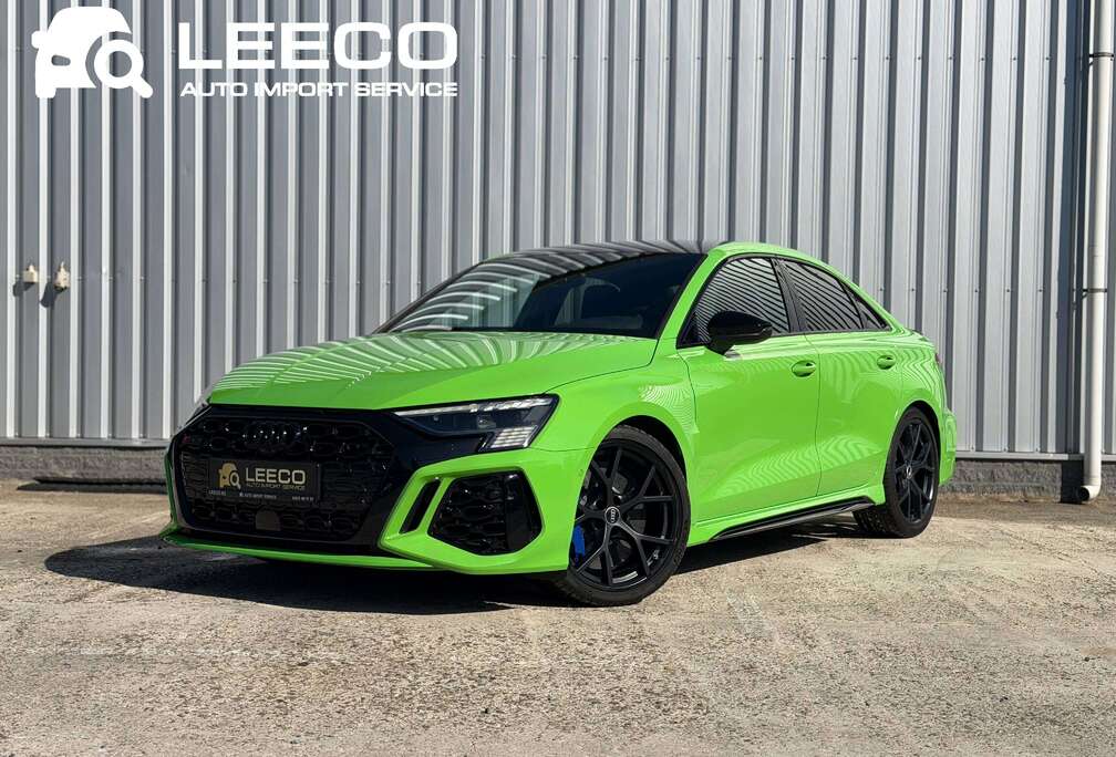 Audi RS3 Sportback 2.5 TFSI Quattro S tronic - Keramische remmen - Inventuri inlaat