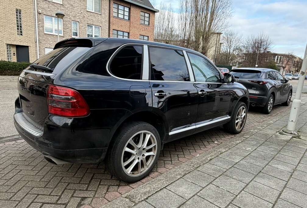 Porsche 3.2i V6 24v Tiptronic S