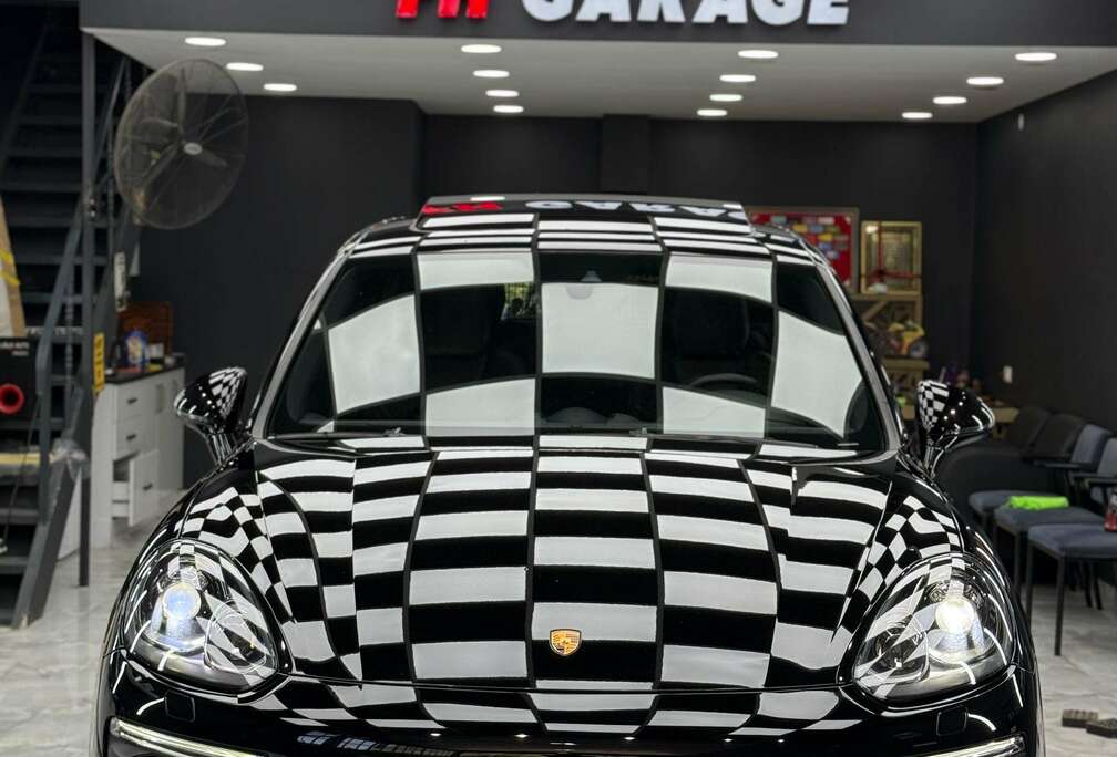 Porsche Diesel Platinum Edition