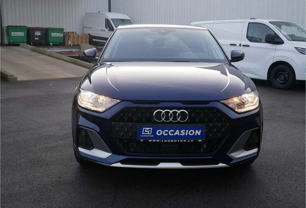 Audi Allstreet 30 TFSI S-Tronic Business Edition