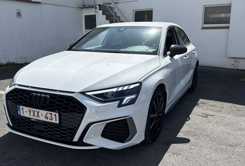 Audi audi a3 sportbak s-line Topstaat
