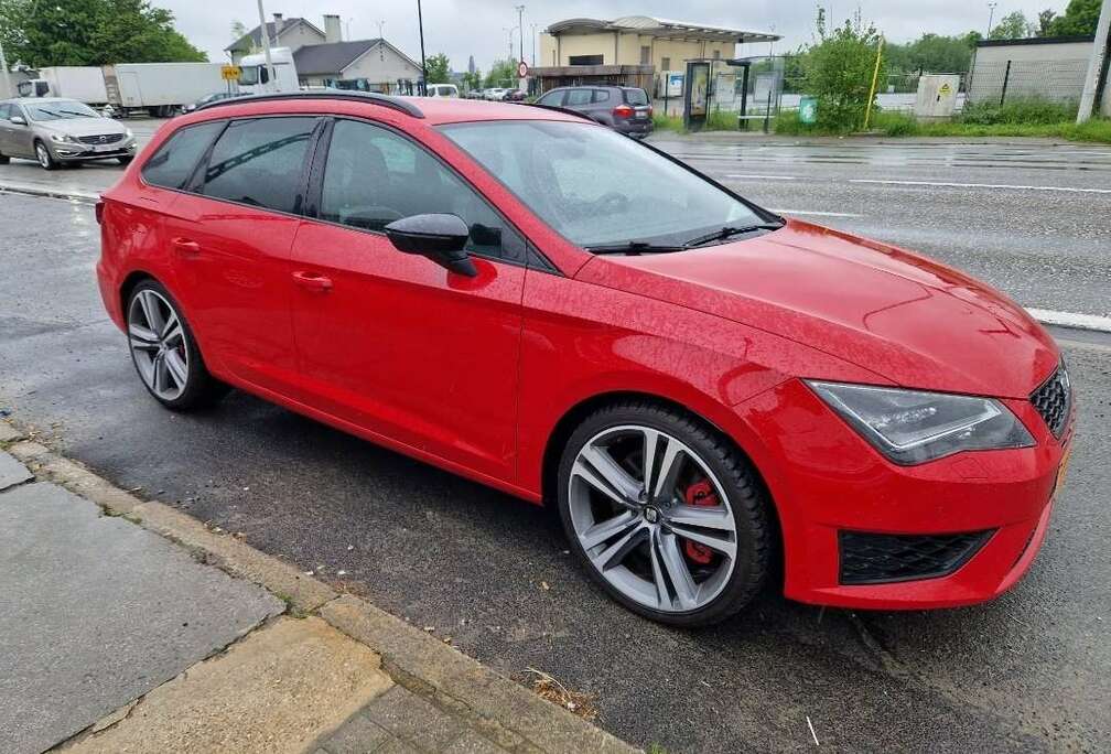 SEAT Leon ST 2.0 TSI Start