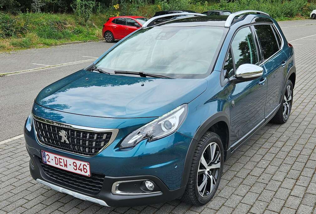 Peugeot 1.2 PureTech Crossway S