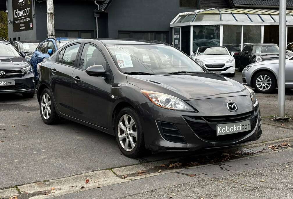 Mazda 1.6 CDVi 109cv/A.C/RADIO/CD/ATTELAGE/GARANTIE 1AN