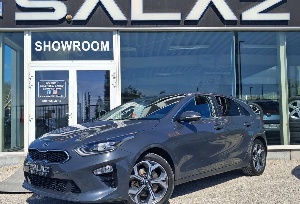 Kia Ceed 1.4i More / NAVI / CAMERA / GARANTIE