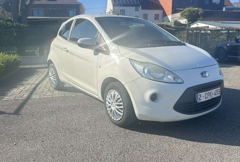 Ford Ka 1.2i Titanium