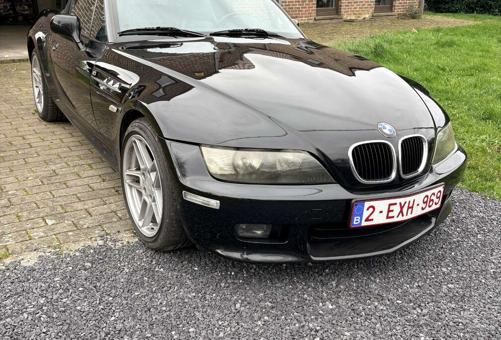 BMW 2.2i Roadster